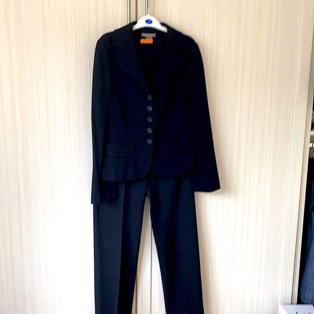 Size 4 Ann Taylor Black Cotton Suit